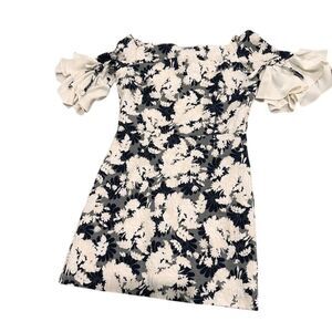 La Patean Women's‎ Floral Off-Shoulder Knee Dress Size 42 Party